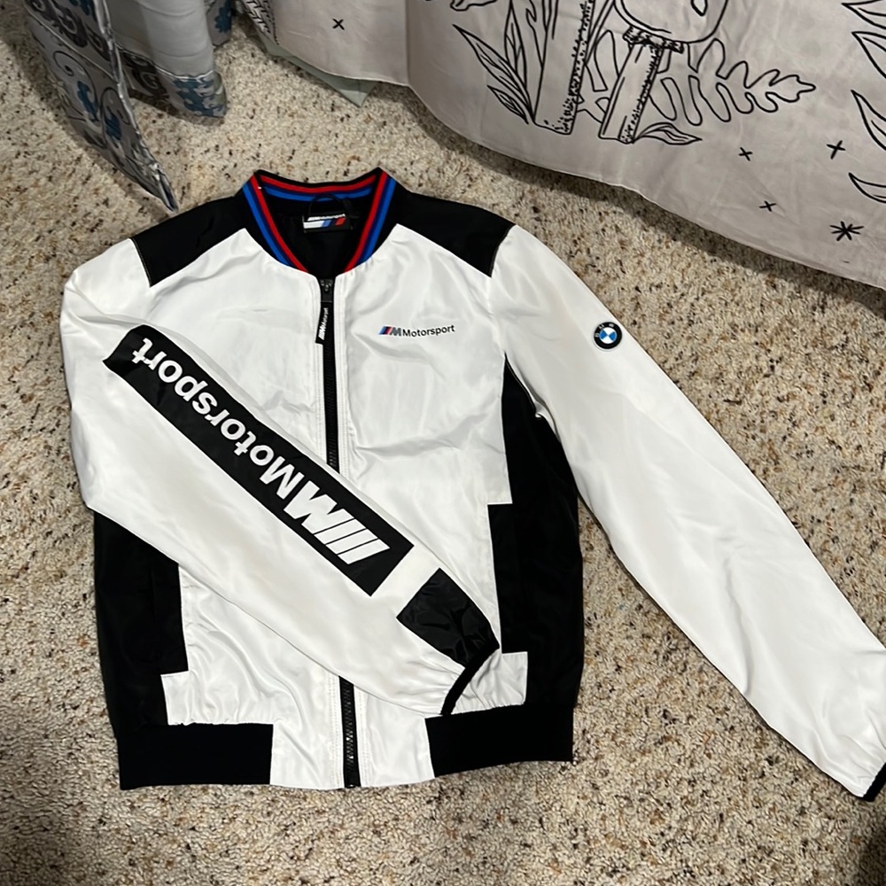COPY - NEVER WORN BMW Motorsport Women’s Bomber Jacket. Fits PERFECTLY. True to…